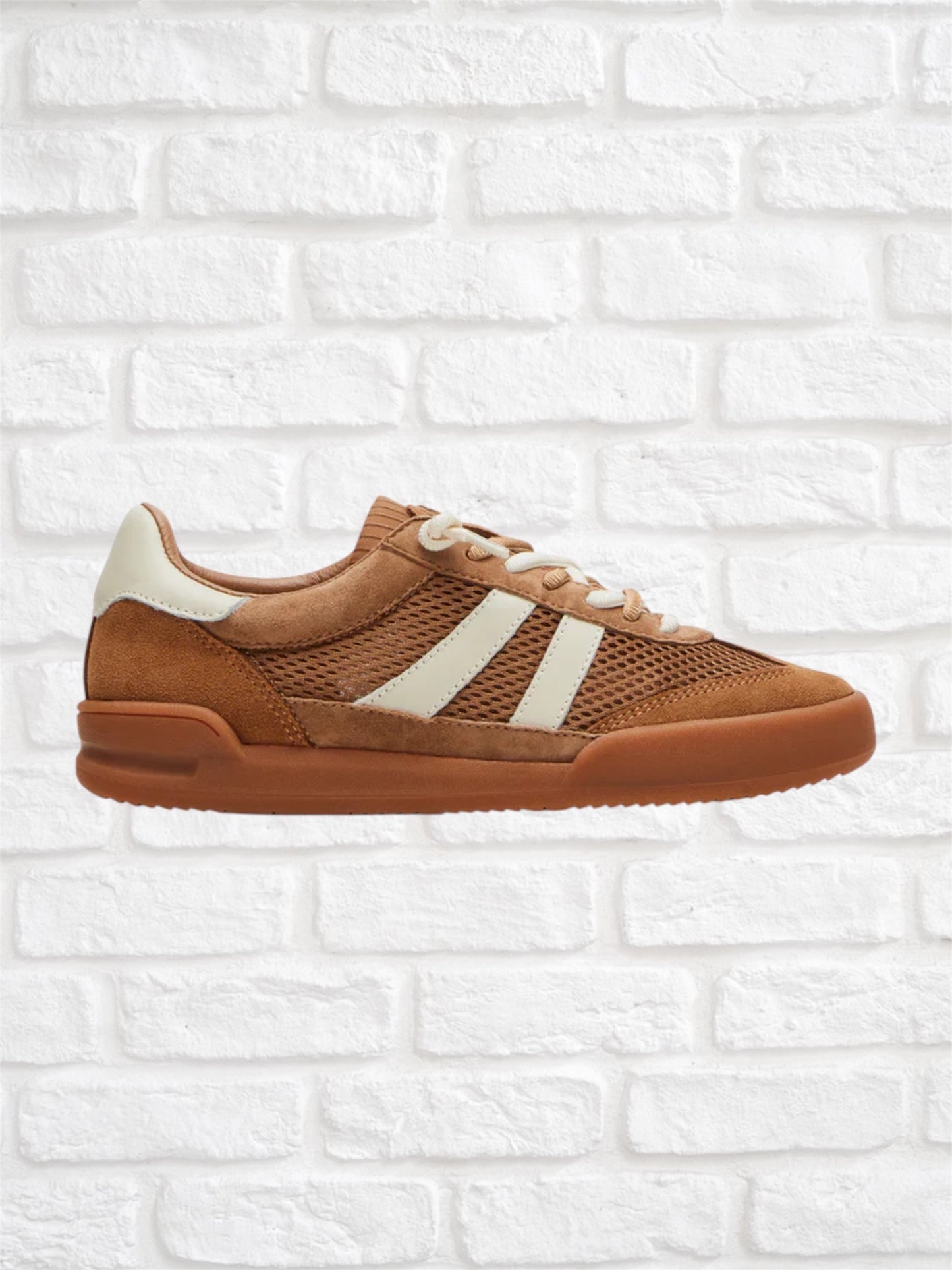 Steve Madden Verdict Sneaker