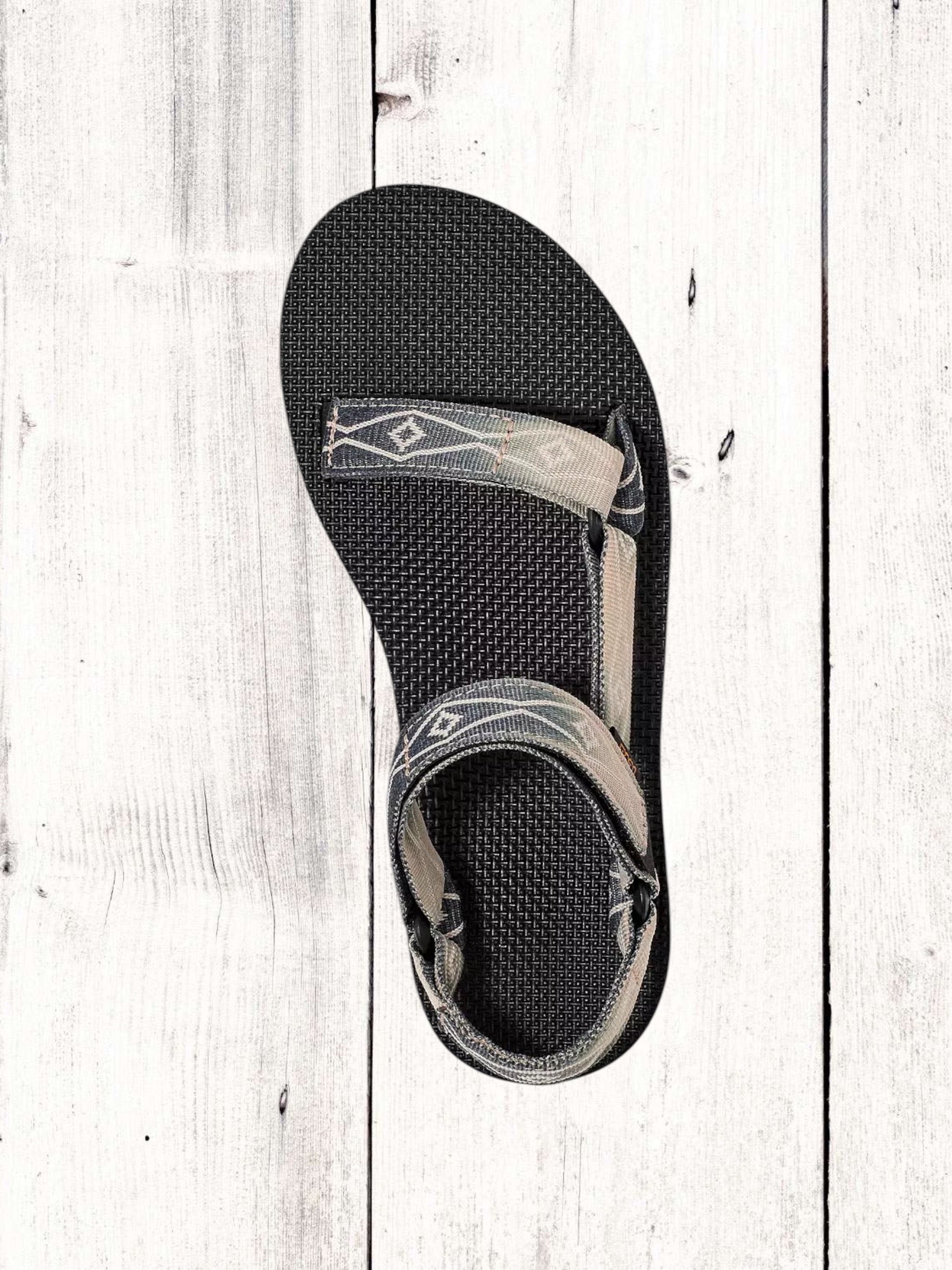 Teva Flatform Universal Sunscrape