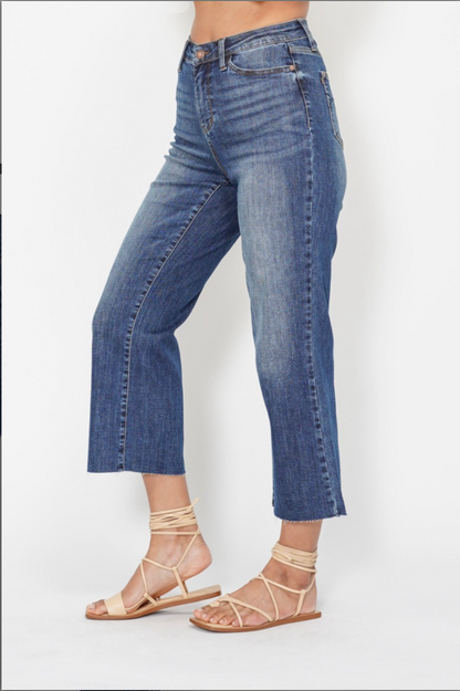 Judy Blue(*8) Crop Jeans